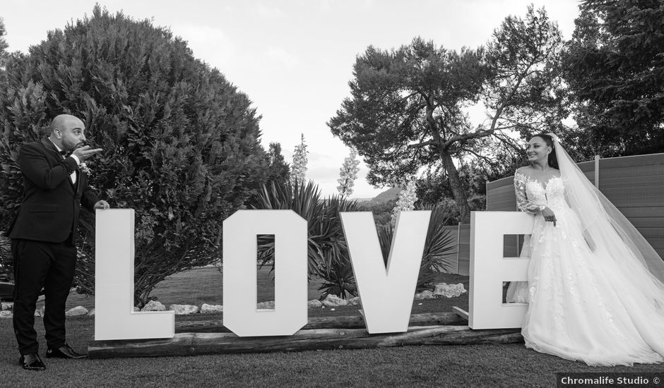 Le mariage de CHRISTINE et LAURENT à Marseille, Bouches-du-Rhône