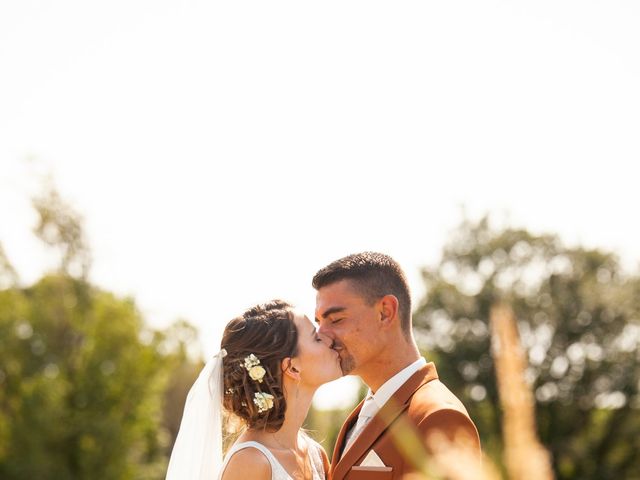 Le mariage de Thomas et Laura à Capestang, Hérault 40