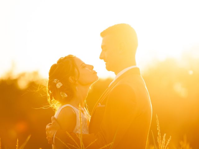 Le mariage de Thomas et Laura à Capestang, Hérault 84