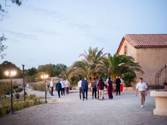 Le mariage de Thomas et Laura à Capestang, Hérault 1