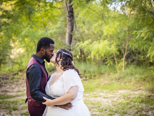 Le mariage de Wilder et Morgane à Puyméras, Vaucluse 1