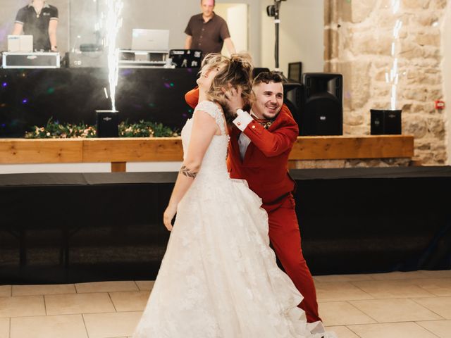 Le mariage de Corentin et Margaux à Marols, Loire 25