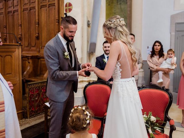 Le mariage de Thibaud et Marion à Alix, Rhône 32