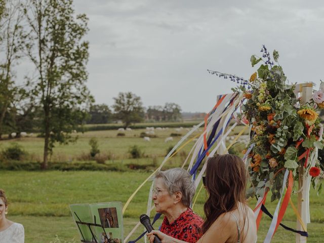 Le mariage de Pierre et Chloé à Sens-Beaujeu, Cher 33