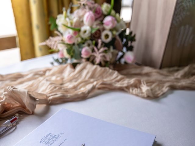 Le mariage de Allison et Sacha à Avril, Meurthe-et-Moselle 12
