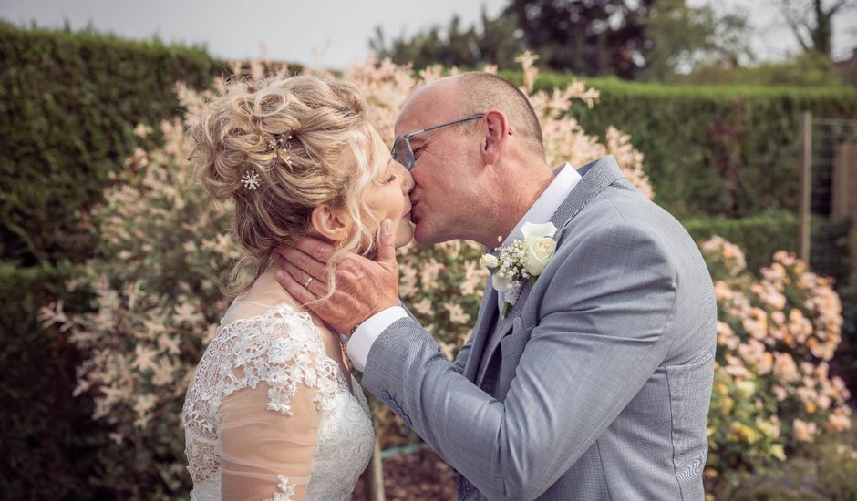 Le mariage de Benoît et Nathalie  à Guesnain, Nord