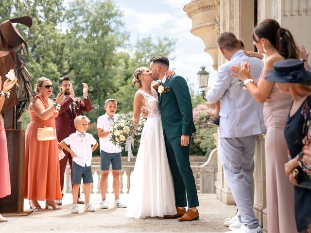 Le mariage de Chris  et Clemence  à Pierrelatte, Drôme 3