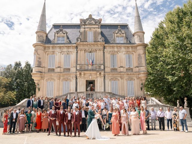 Le mariage de Chris  et Clemence  à Pierrelatte, Drôme 2