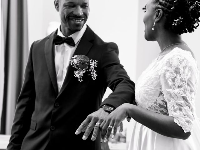Le mariage de Éric et Christelle à Montfermeil, Seine-Saint-Denis 20