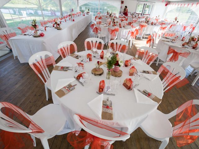 Le mariage de Alexandre et Carine à Charrais, Vienne 18