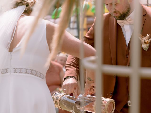 Le mariage de Alex et Soizic à Cambremer, Calvados 16