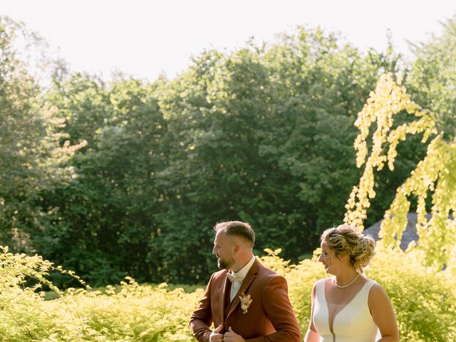 Le mariage de Alex et Soizic à Cambremer, Calvados 24