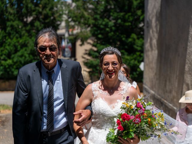 Le mariage de Lionnel et Emilie à Saint-Bonnet-de-Chirac, Lozère 22