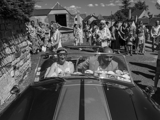 Le mariage de Lionnel et Emilie à Saint-Bonnet-de-Chirac, Lozère 68