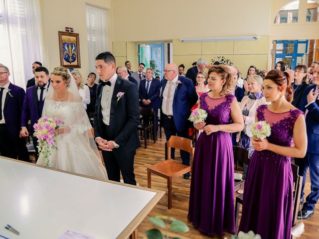 Le mariage de Jérémy et Sophie à La Ferté-Alais, Essonne 56