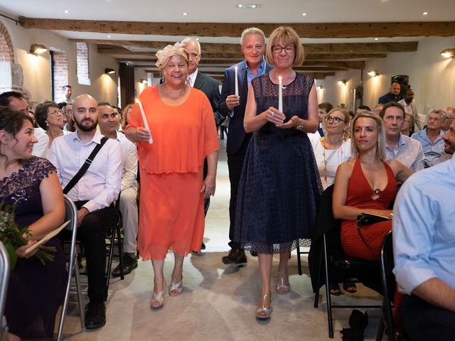 Le mariage de Julien et Alexandra à Mornand-en-Forez, Loire 16