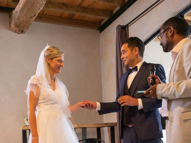 Le mariage de Julien et Alexandra à Mornand-en-Forez, Loire 29