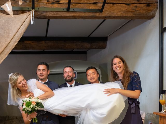 Le mariage de Julien et Alexandra à Mornand-en-Forez, Loire 58