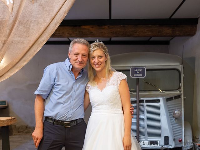 Le mariage de Julien et Alexandra à Mornand-en-Forez, Loire 61