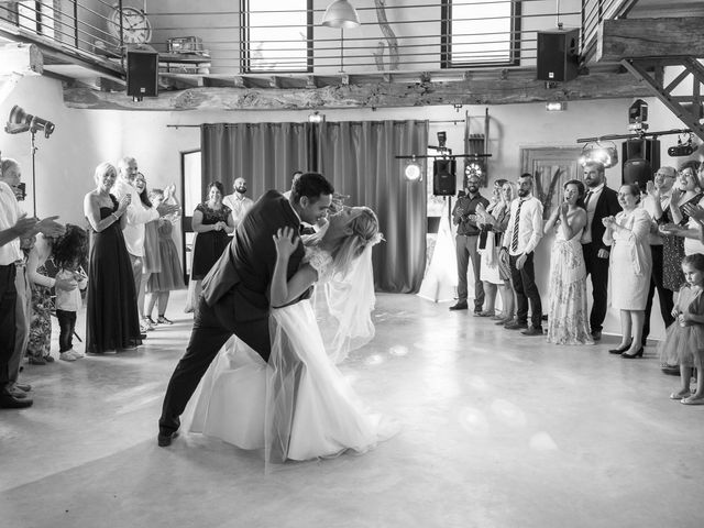 Le mariage de Julien et Alexandra à Mornand-en-Forez, Loire 82