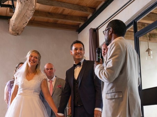 Le mariage de Julien et Alexandra à Mornand-en-Forez, Loire 21