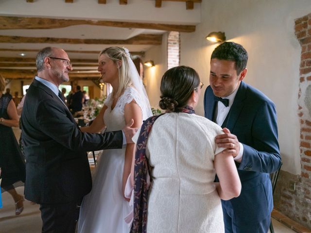 Le mariage de Julien et Alexandra à Mornand-en-Forez, Loire 37