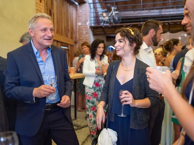 Le mariage de Julien et Alexandra à Mornand-en-Forez, Loire 53