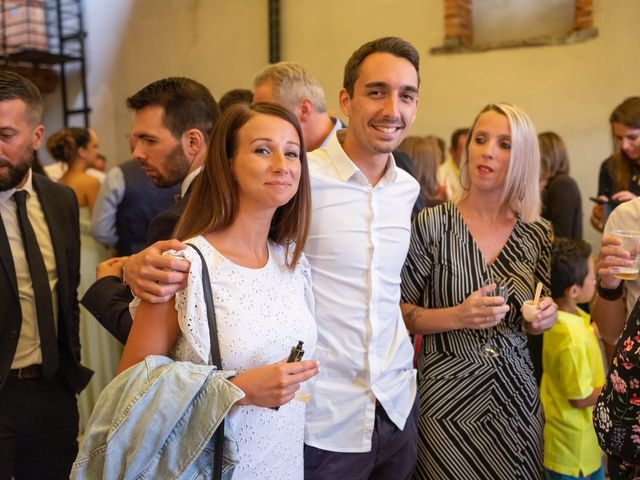 Le mariage de Julien et Alexandra à Mornand-en-Forez, Loire 54