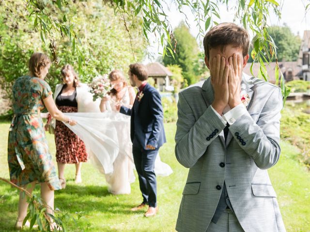 Le mariage de Etienne et Virginie à Irai, Orne 24