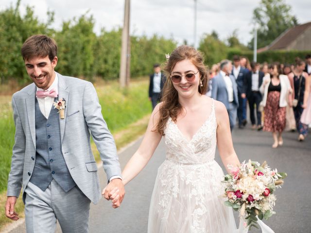 Le mariage de Etienne et Virginie à Irai, Orne 39