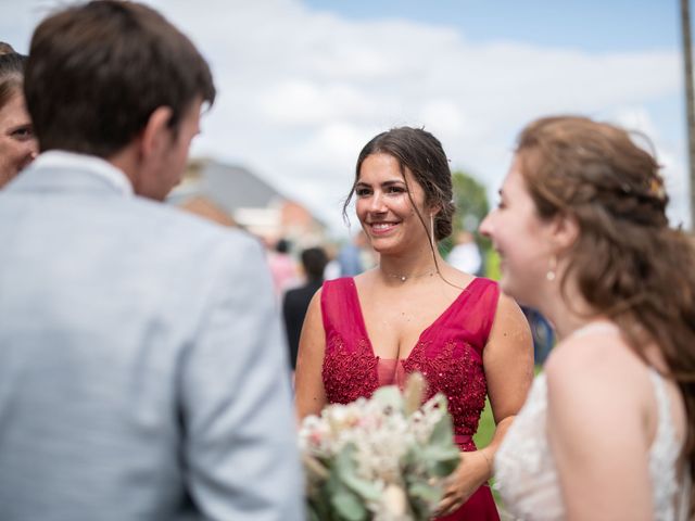 Le mariage de Etienne et Virginie à Irai, Orne 52