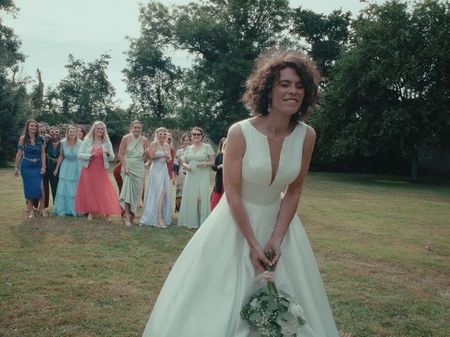 Le mariage de James et Pauline à Beaussais-sur-Mer, Côtes d&apos;Armor 17