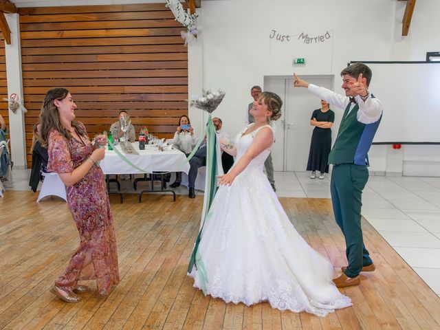 Le mariage de Alexandre et Chloé à Seilhac, Corrèze 21