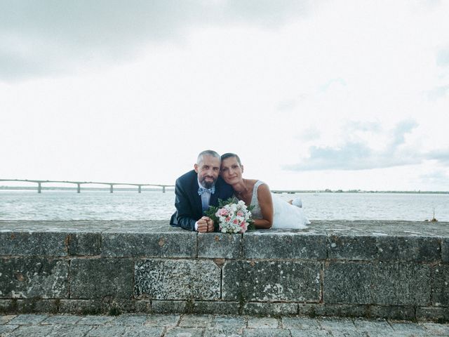 Le mariage de Pierre et Sabine à Bourcefranc-le-Chapus, Charente Maritime 42
