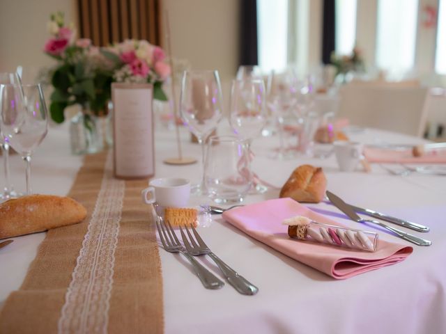 Le mariage de Karl et Véronique à La Brûlatte, Mayenne 5