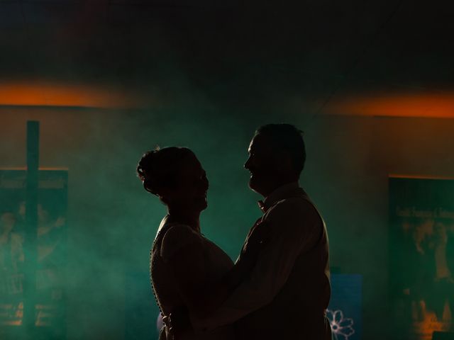 Le mariage de Karl et Véronique à La Brûlatte, Mayenne 1