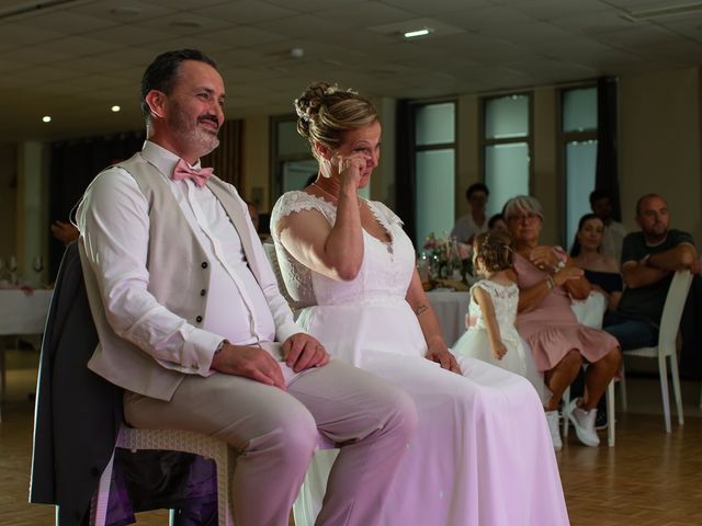 Le mariage de Karl et Véronique à La Brûlatte, Mayenne 16