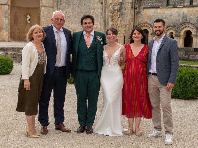 Le mariage de Bastien et Julie à Rochefort, Charente Maritime 14