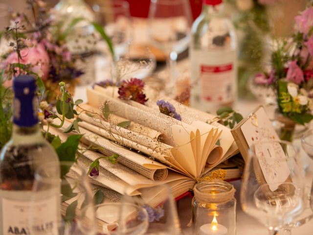 Le mariage de Bastien et Julie à Rochefort, Charente Maritime 35
