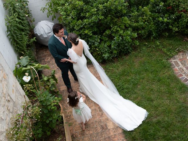 Le mariage de Bastien et Julie à Rochefort, Charente Maritime 54