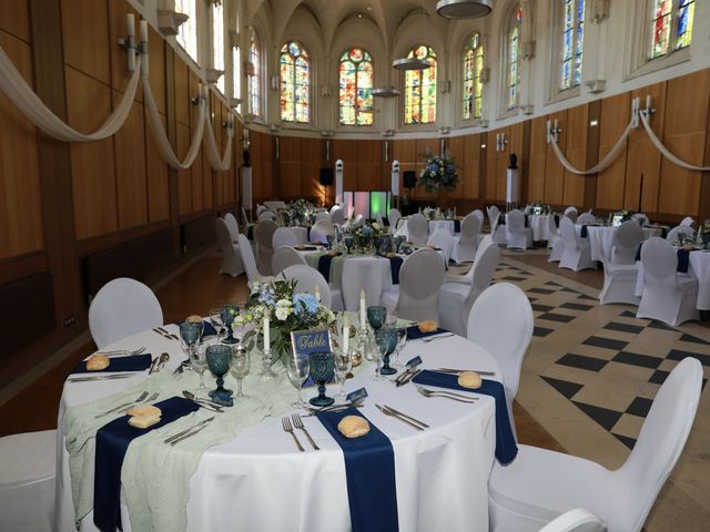 Le mariage de Alexandre et Clarisse à Mesnières-en-Bray, Seine-Maritime 41