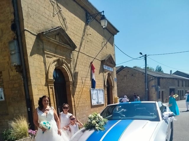 Le mariage de Sylvain  et Vanessa à Fagnon, Ardennes 16