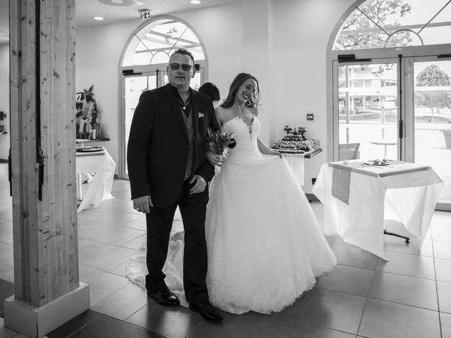 Le mariage de Gwenn et Johanna à Laval, Mayenne 24