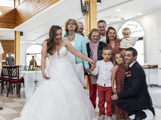 Le mariage de Gwenn et Johanna à Laval, Mayenne 27