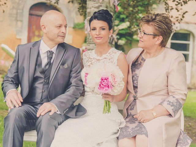 Le mariage de kevin et Lucie à Saint-Aulaye, Dordogne 15