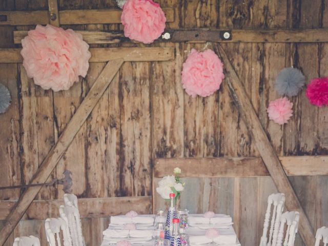 Le mariage de kevin et Lucie à Saint-Aulaye, Dordogne 84