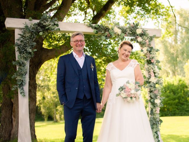 Le mariage de Olivier et Brigitte à Angers, Maine et Loire 10