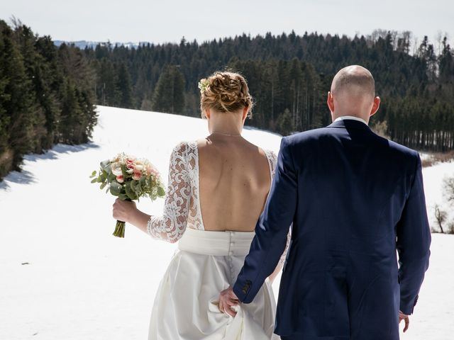 Le mariage de Jean-Louis et Gabrielle à Orchamps-Vennes, Doubs 11