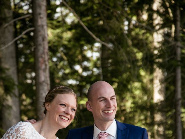 Le mariage de Jean-Louis et Gabrielle à Orchamps-Vennes, Doubs 14