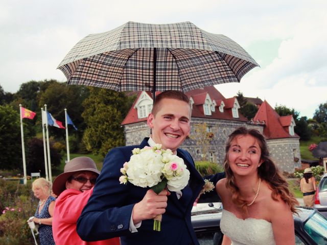 Le mariage de François et Emmanuelle à Rouxmesnil-Bouteilles, Seine-Maritime 2